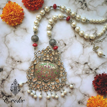 Statement Kundan Pendant with Shell Pearls