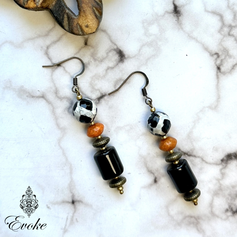 Black Necklace with Copal Amber and Dzi Beads – Evoke by Suhita