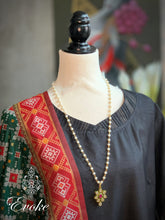 Pearl Chain Necklace with Kundan Pendant